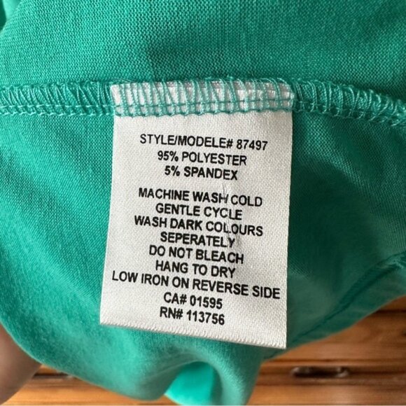 Magazine Turquoise Off Shoulder Top - Extra Large - Picture 5 of 8